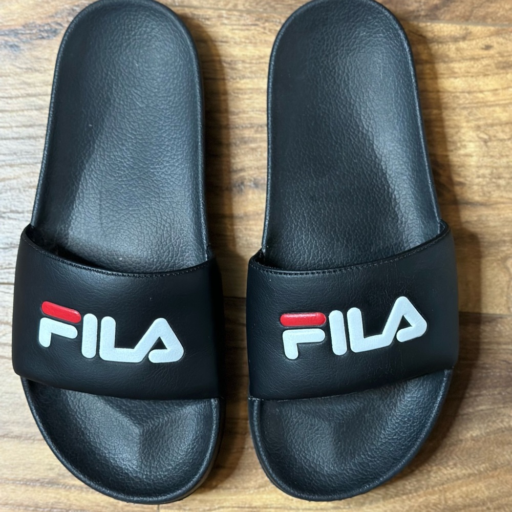 FILA slides
